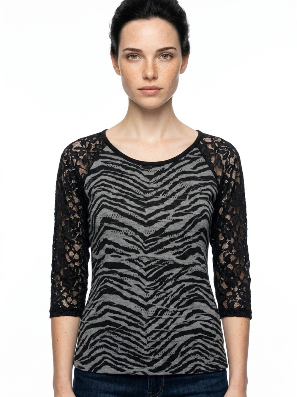 |•VANITY•| Animal Print Top Lace Sleeves